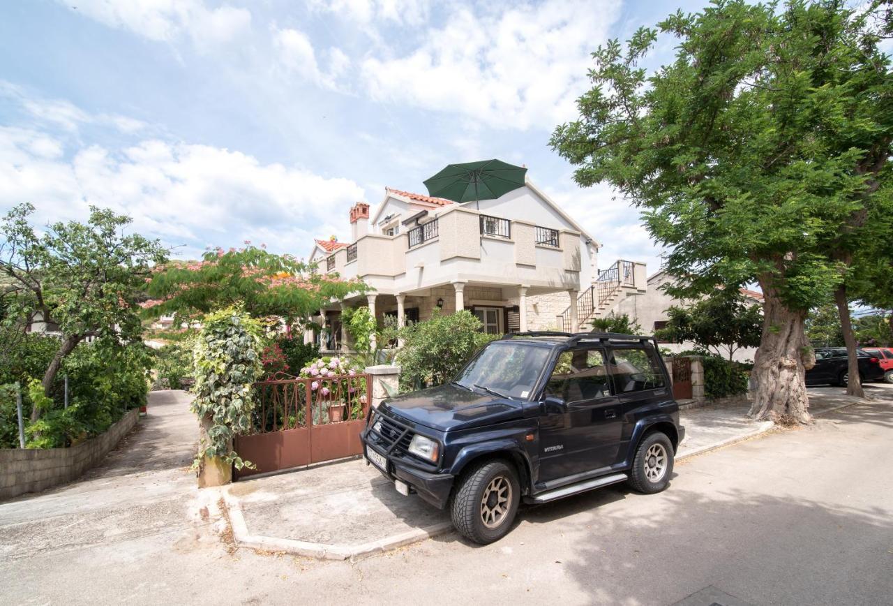 Apartments Mare Postira Ngoại thất bức ảnh