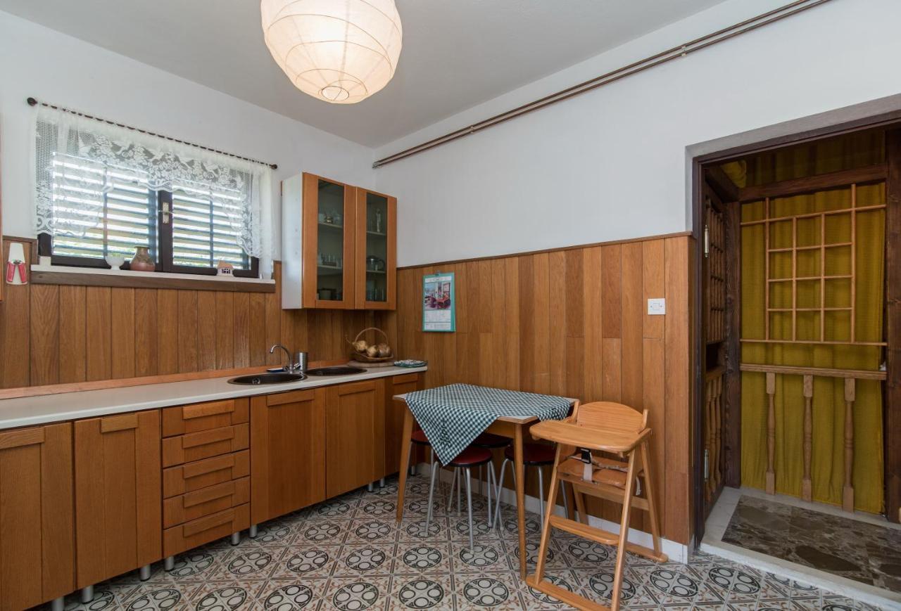 Apartments Mare Postira Ngoại thất bức ảnh