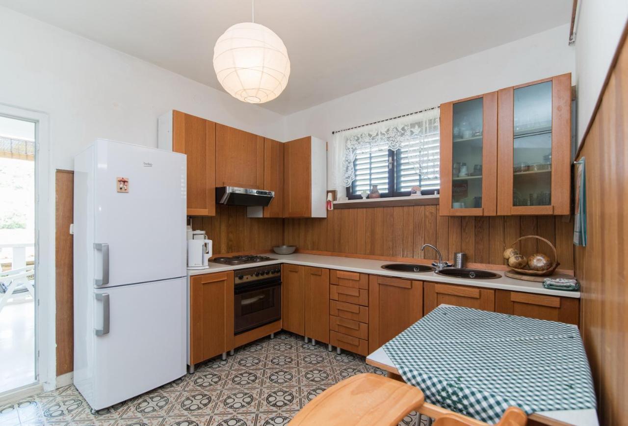 Apartments Mare Postira Ngoại thất bức ảnh