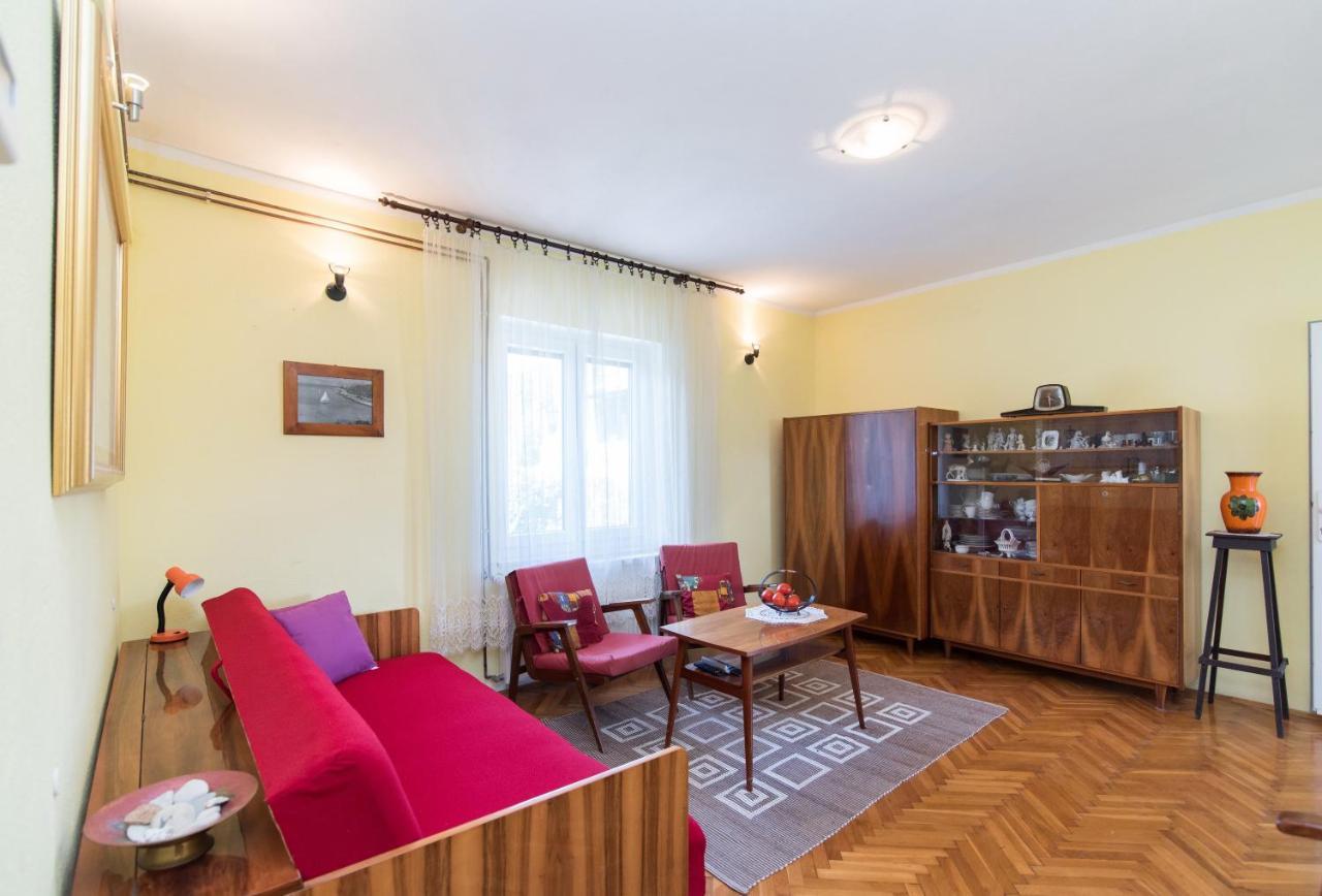 Apartments Mare Postira Ngoại thất bức ảnh